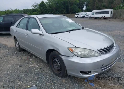 2005 Toyota Camry Le V6 from USA, damaged, VIN 4T1BF30K05U620286
